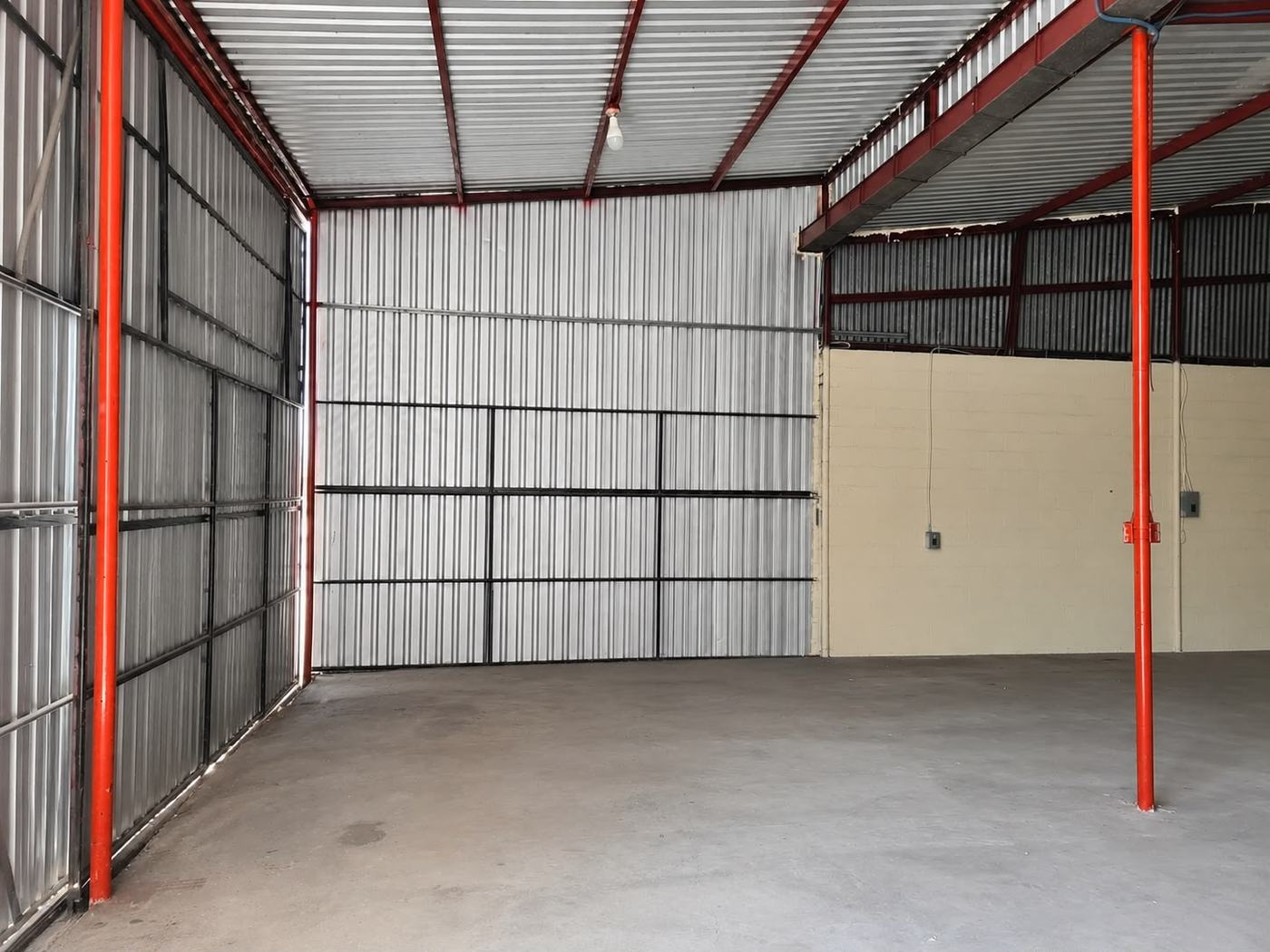 Bodega en alquiler · Lourdes · foto 3