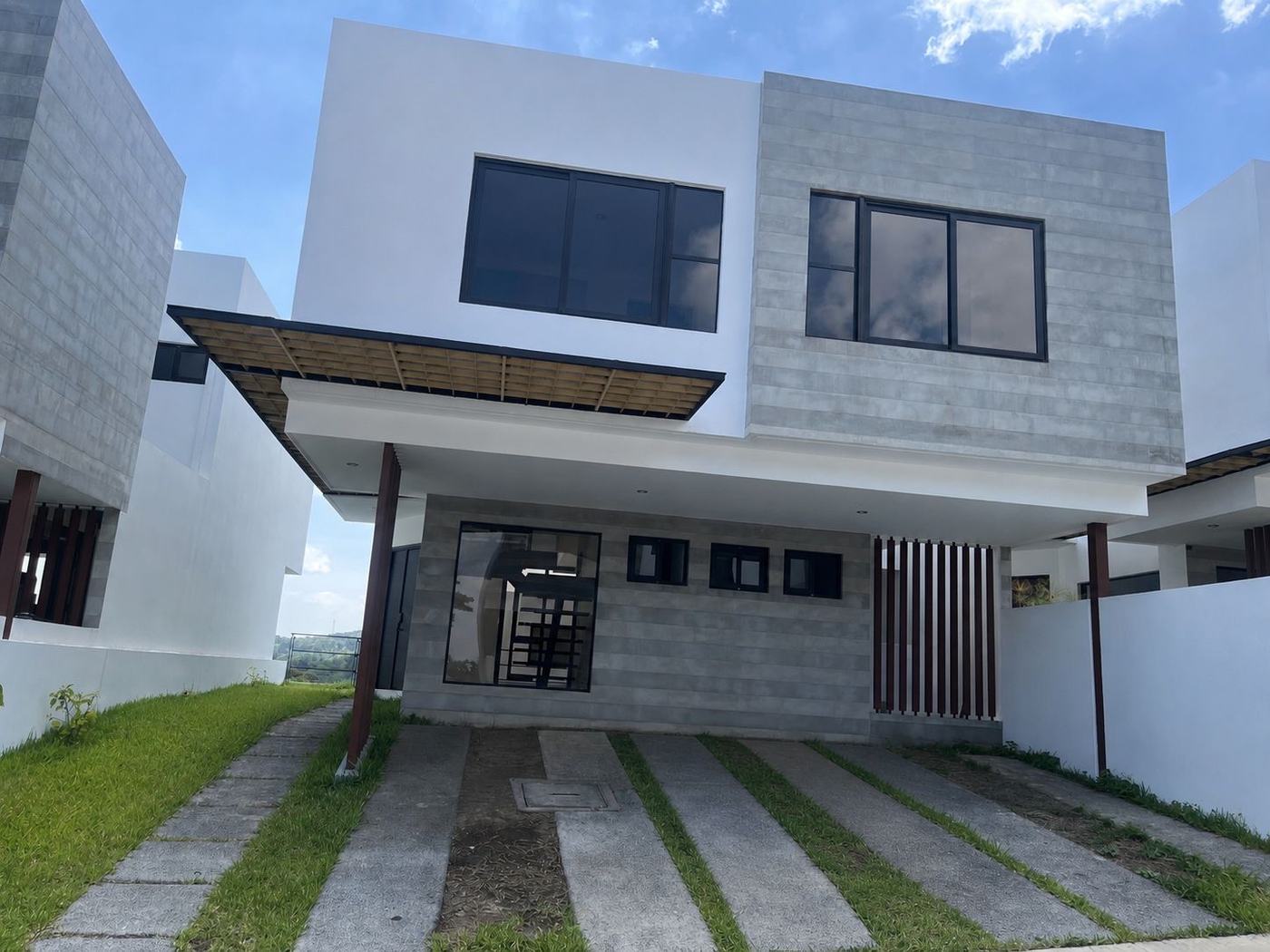 Casa en alquiler en SERRA 2